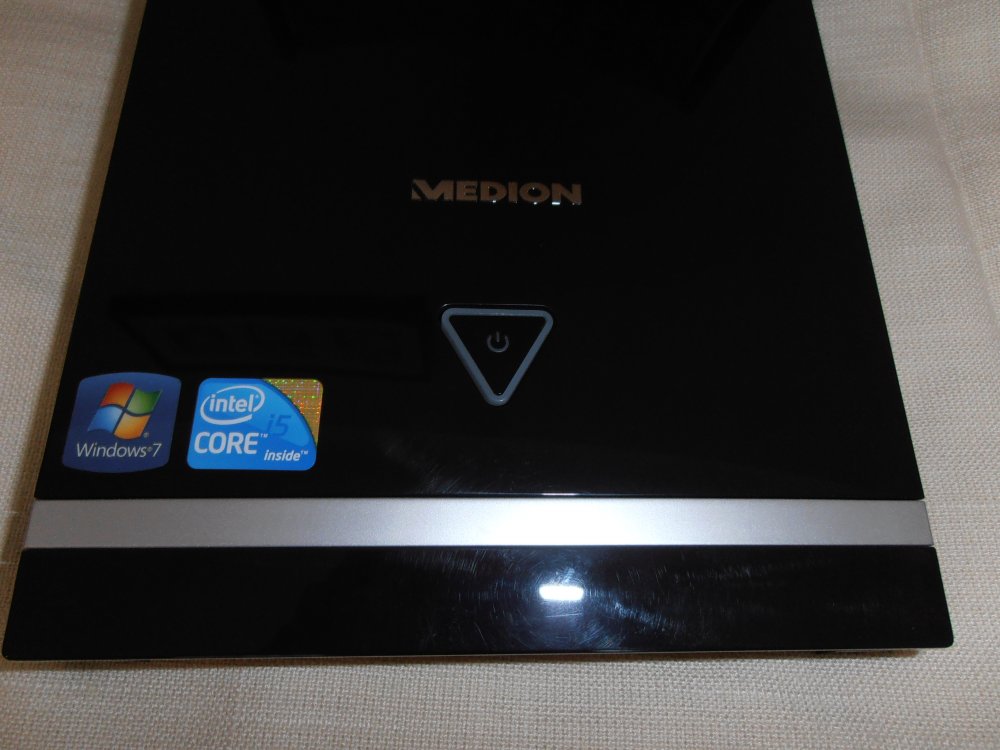 5a02c6bb9261a_PowerknopMEDIONPChersteld_1.thumb.JPG.46d0e932b5200fd1d0c6e317f0b4278e.JPG
